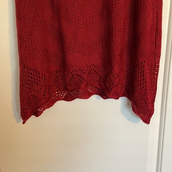 Medium red women’s Charming Charlie knitted tank top - Picture 9 of 9